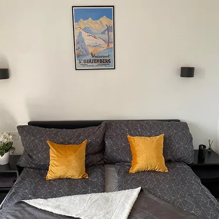 Entier * Μοντρέ